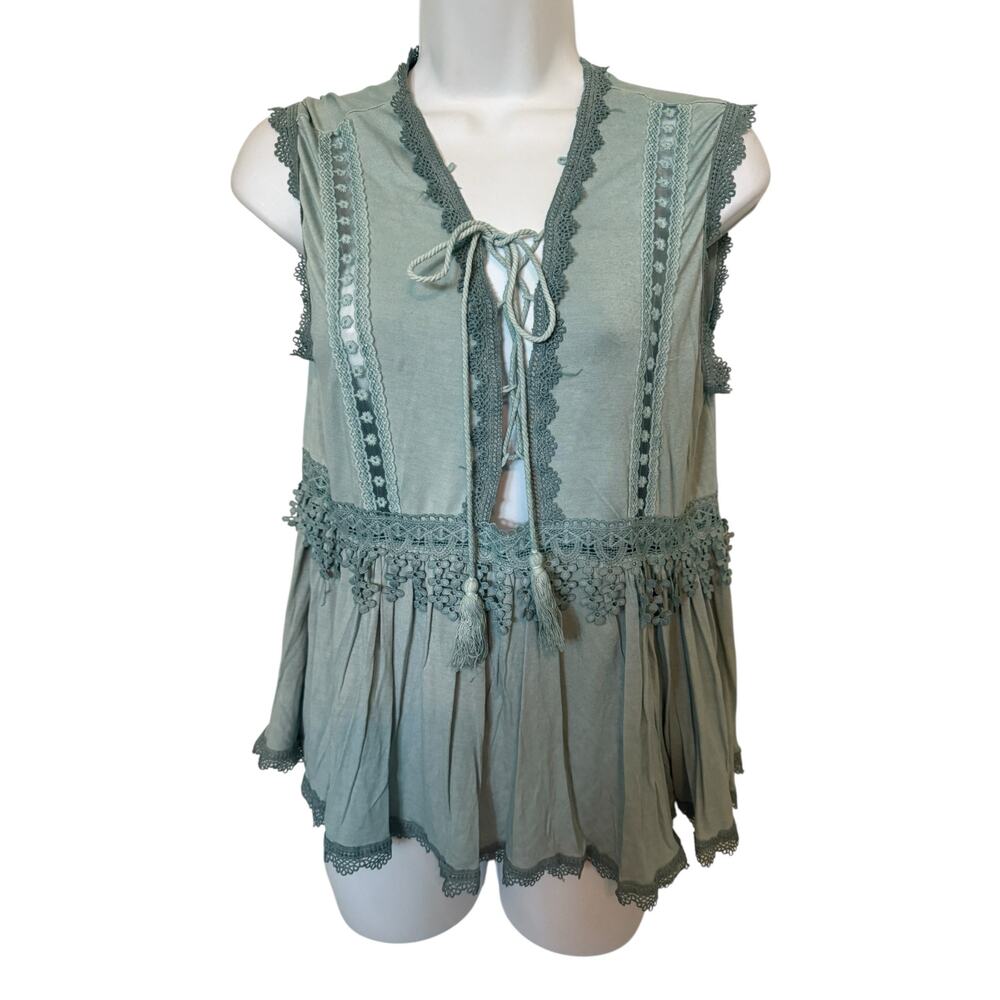 NWT POL Emerald Boho Lace Up front w/Tassle Tie Detail  S